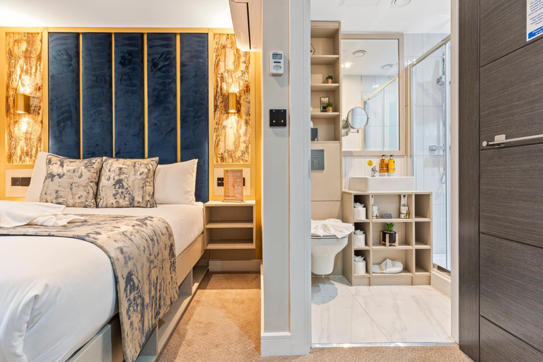 Room 4, Hotel Holloway, Birmingham