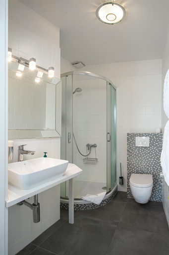 Bathroom 4, Moris Boutique Beach Hotel, Gdańsk City