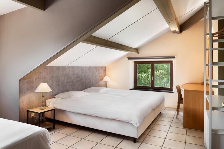 Bedroom 3, Hotel Aux Ecuries De La Reine, Liège