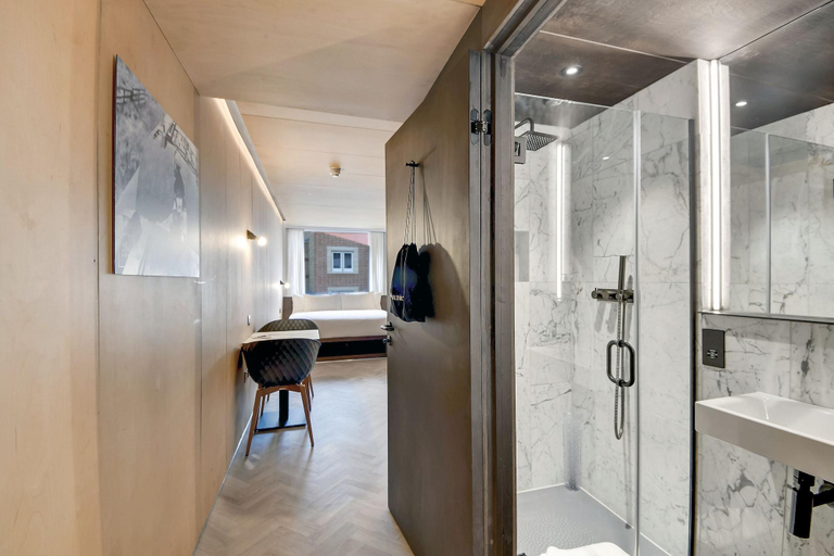 Bathroom 4, Stow Away Waterloo, London
