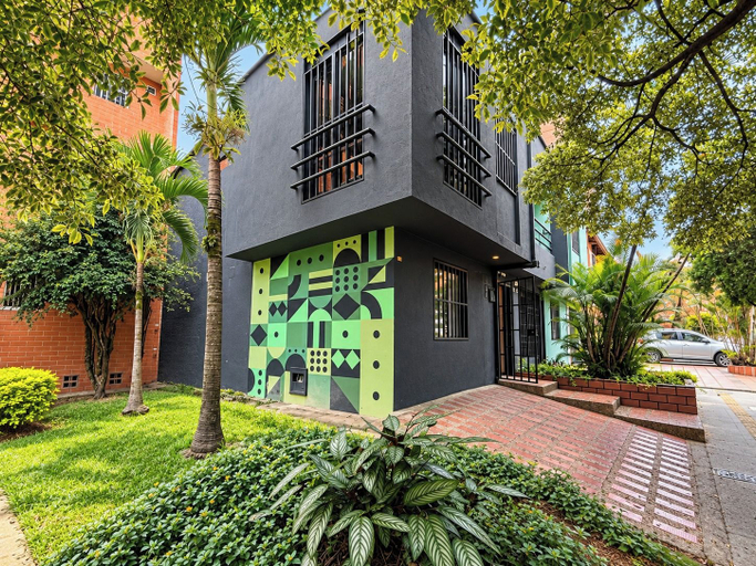 Exterior & Views, One Living by Roots Rentals, Medellín