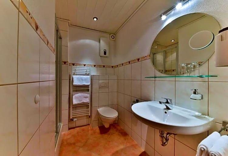Bathroom, Hotel Restaurant Krone, Rhein-Lahn-Kreis
