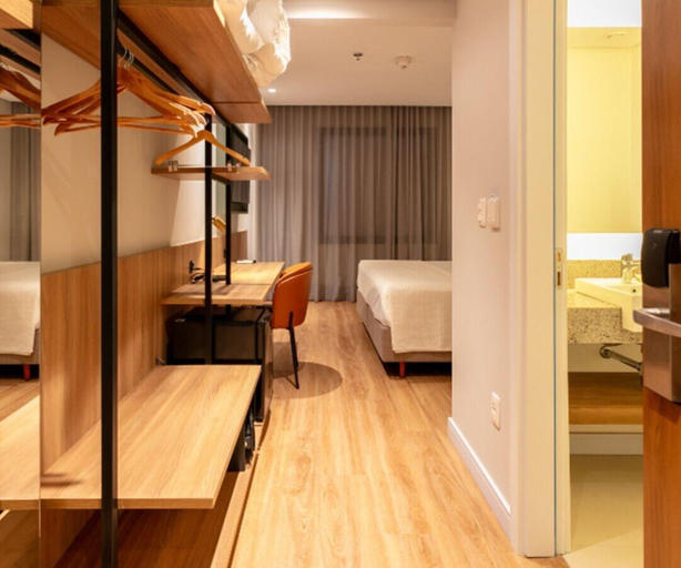 Bedroom 4, Hotel Monaro Guaporé, Guaporé