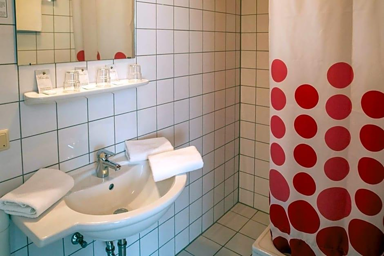 Bathroom 4, Europa Haus Bocholt Bett Bike, Borken