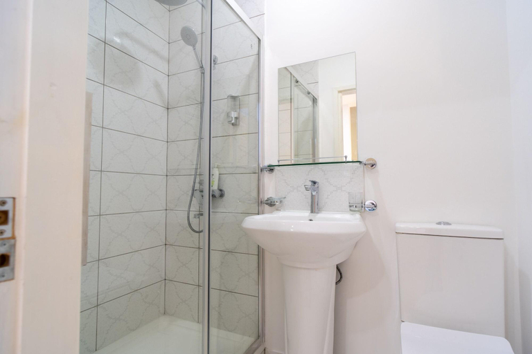 Bathroom 3, Innovation House, Lancashire