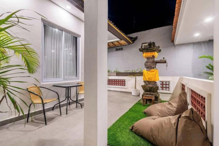 Outdoor dining 5, Bali Bay By Urban Haven, Denpasar
