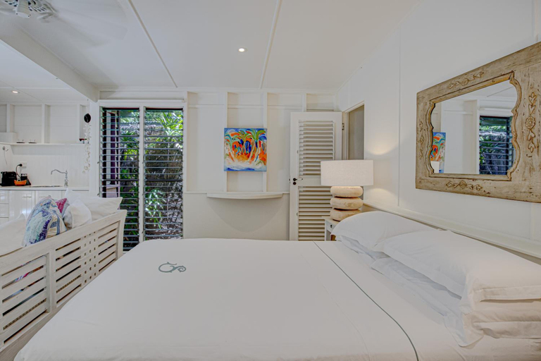 Bedroom 2, Sejala Beach Huts, Johnstone