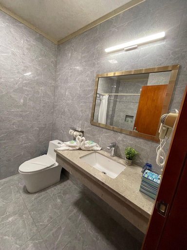 Bathroom 4, Coral View Hotel & Resort