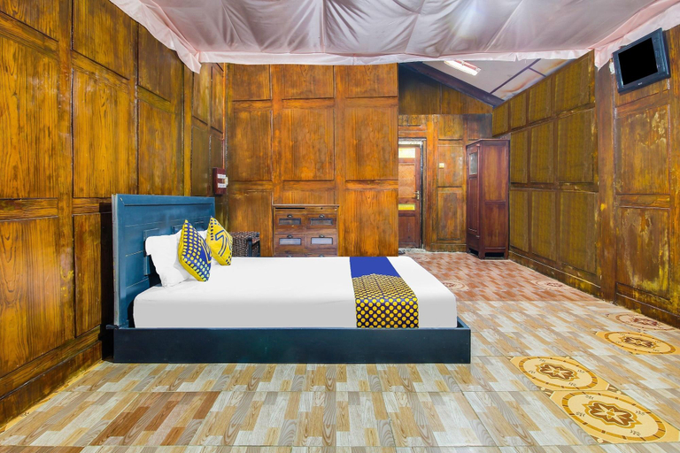 Room 4, Oyo 92083 Lailik Gilang Guesthouse, Seram Bagian Timur