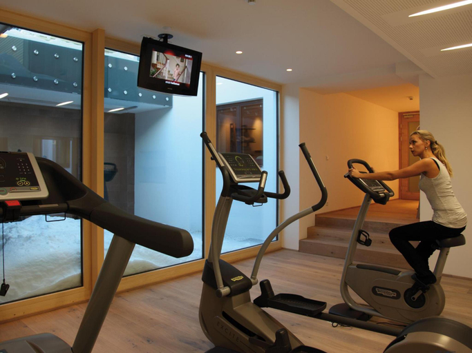 Exterior & Views 2, Cresta Alpin Sport Hotel, Bludenz