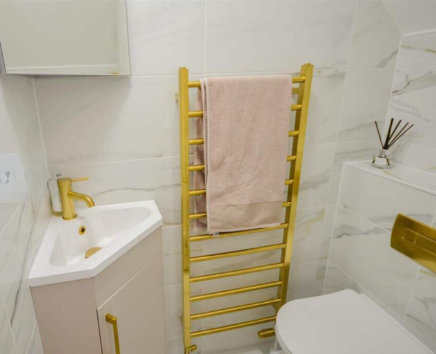 Room 3, Victorian Beach House In Saltburn By The Sea, Redcar and Cleveland