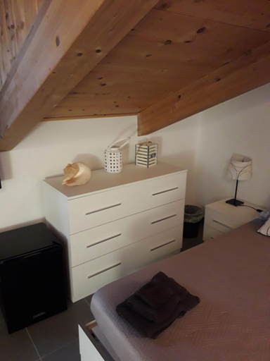 Bedroom 3, Ca Di Bianca, Genova