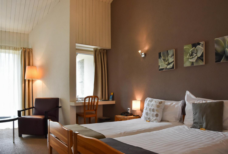 General view 5, Hotel Restaurant Le Saint Christophe, Aigle