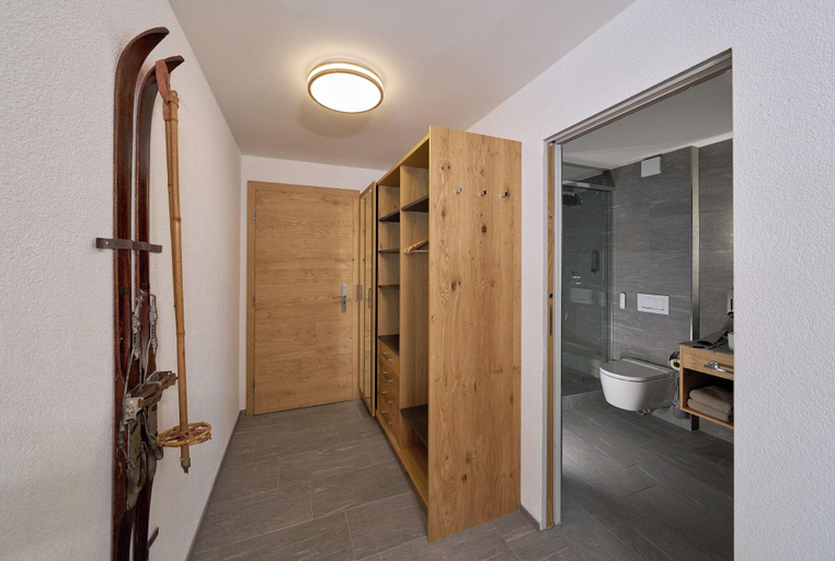 Bathroom 3, Aparthotel Grischuna, Inn