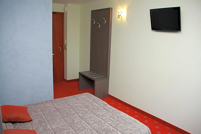 Bedroom 4, Hv¥tel Le Commerce, Savoie