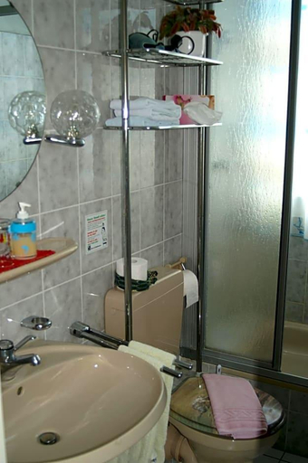 Bathroom 4, Hotel Borcharding Rheine Mesum, Steinfurt