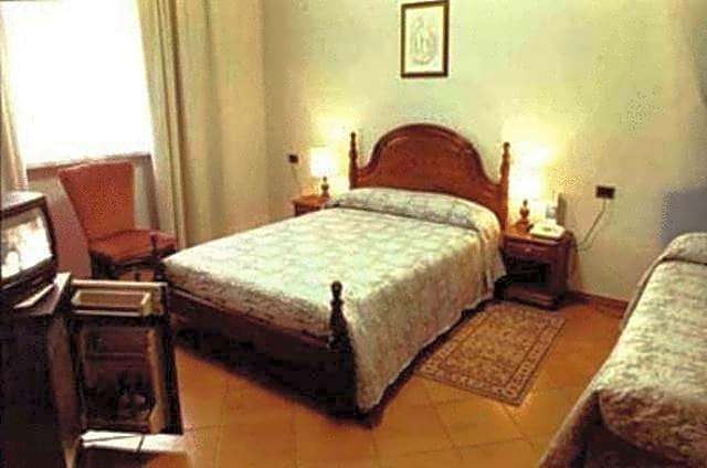 Bedroom 1, Hotel Nastro Azzurro, Como