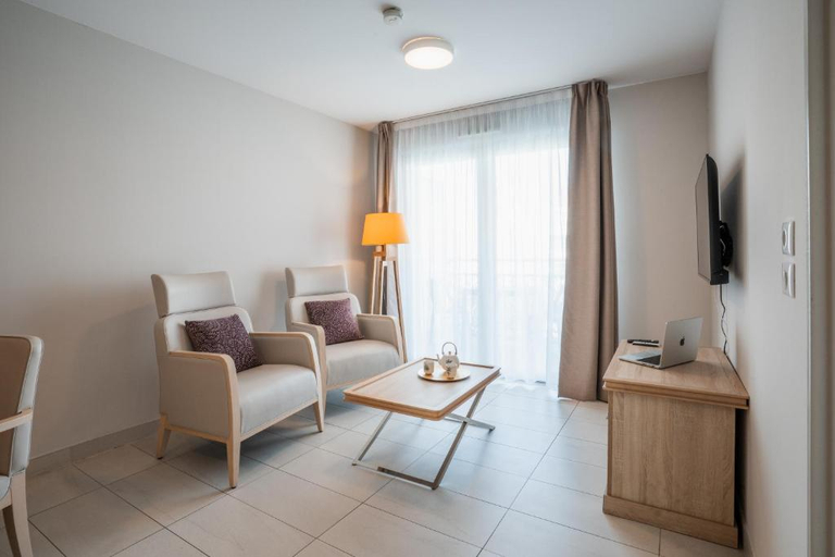 Room 2, Quality Aparthotel Nice, Alpes-Maritimes
