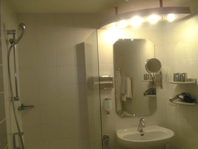 Bathroom 4, Hotel Ambiente, Hof