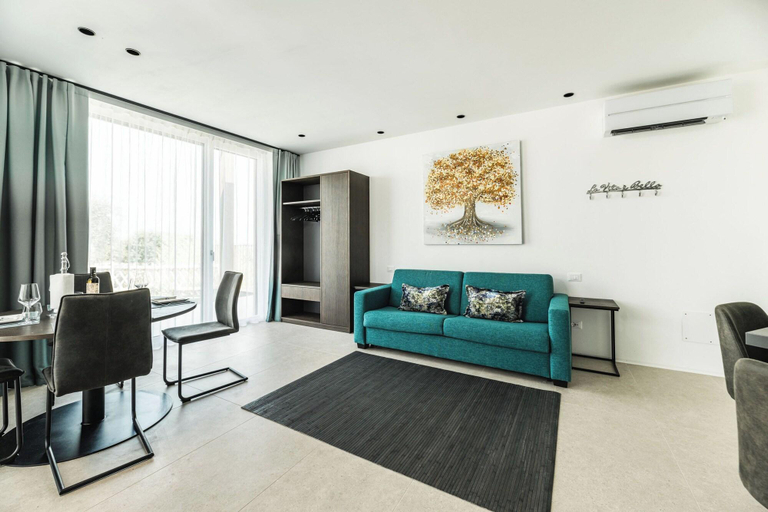 Room 5, Privilegium Lazise, Verona