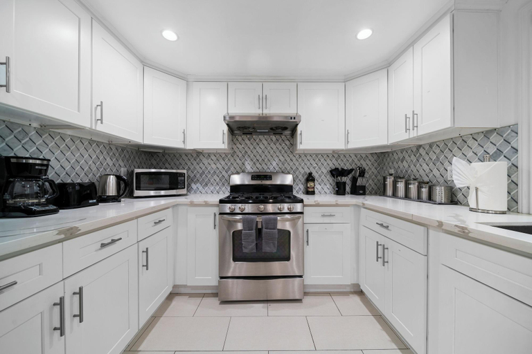Room 2, @ Marbella Lane - Serene And Pristine Home, Los Angeles