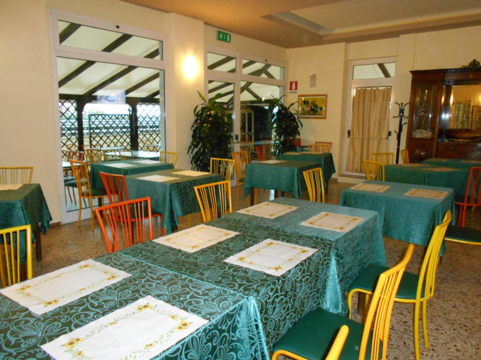 Food & Drinks 1, Hotel Ristorante Miramare, Pesaro E Urbino
