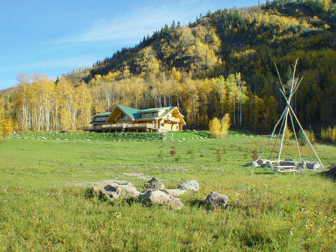 Others 5, Williston Lake Resort, Peace River