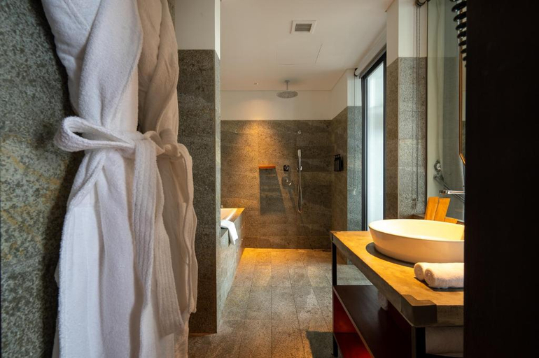 Bathroom 5, Granbell Hotel Colombo, Thimbirigasyaya