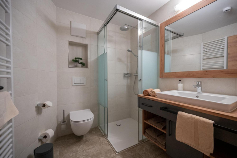 Bathroom 3, Gasthof Bergblick, Reutte