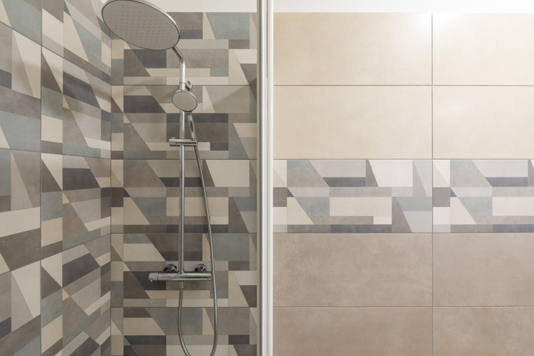 Bathroom 4, Residence Torvaianica, Rome