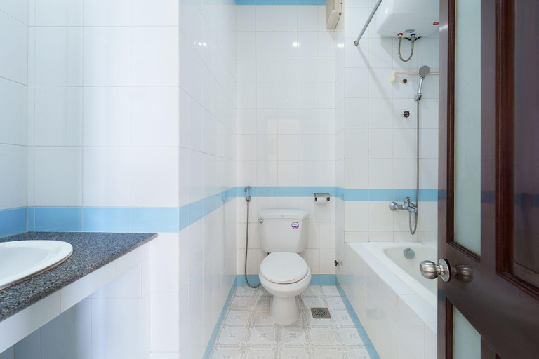 Bathroom 5, Victory Vung Tau Hotel - New Wing, Ho Chi Minh City