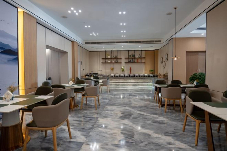 Food & Drinks 4, Kunxing Century Hotel (Lotus Plaza), Pingxiang