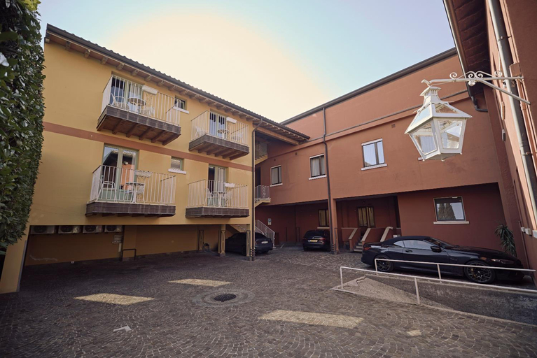 Exterior & Views 2, Hotel Le Mura, Verona