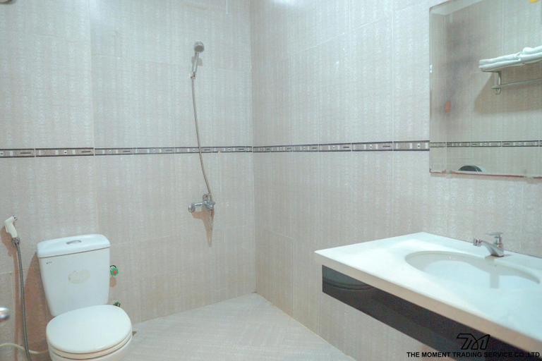 Bathroom 4, Seika Hotel, Ho Chi Minh City