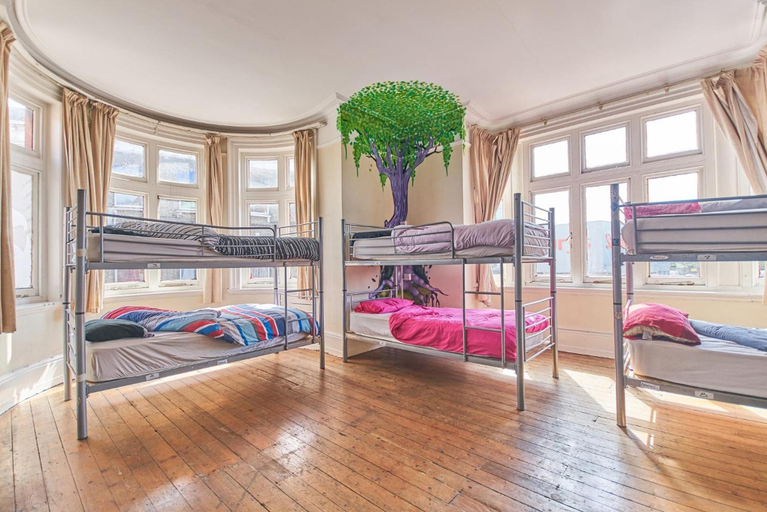 Bedroom 2, Hootananny Hostel, London
