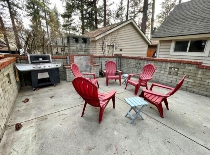 Others 4, Boulder Bay Bungalow, San Bernardino