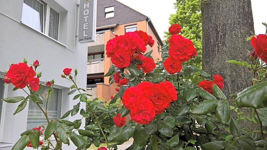 Exterior & Views 1, Hotel Am Park, Braunschweig
