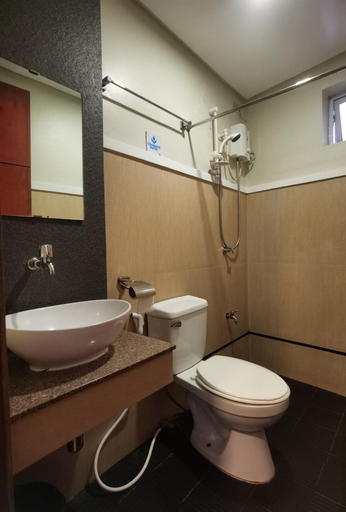 Bathroom 4, Sunny Day Residences Cainta, Cainta