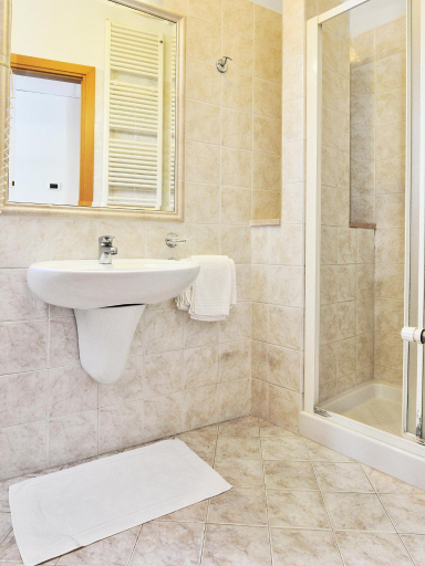 Bathroom 3, Albergo Bice, Ancona