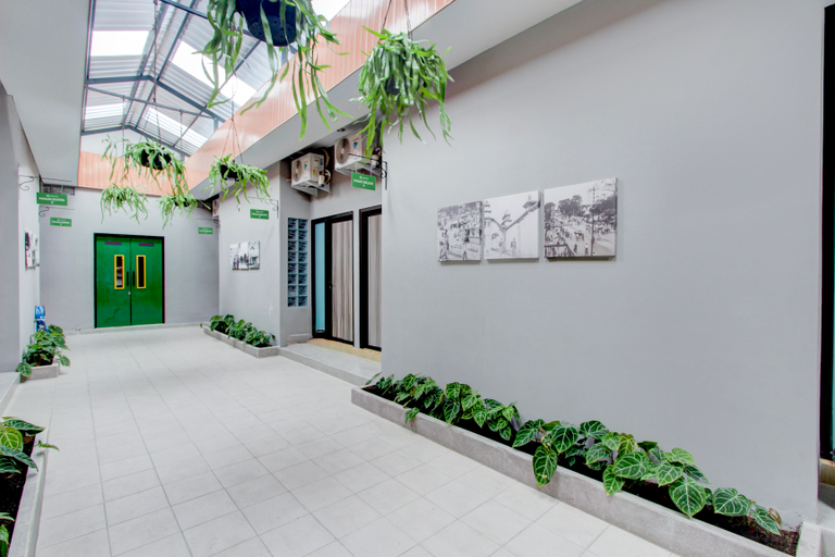 Lobby 3, Hotel O Yogyakarta Near Jalan Malioboro, Yogyakarta