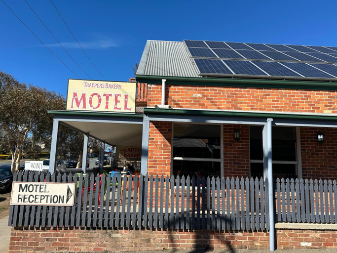 Exterior & Views 2, The Bakehouse Motel, Goulburn Mulwaree - Goulburn