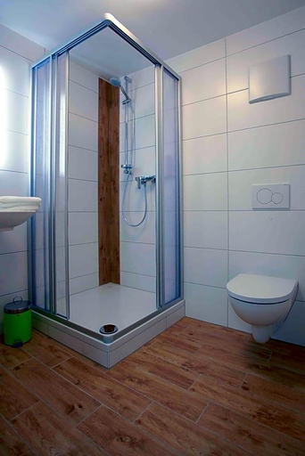 Bathroom 5, Hotel Landgasthof Linde, Esslingen
