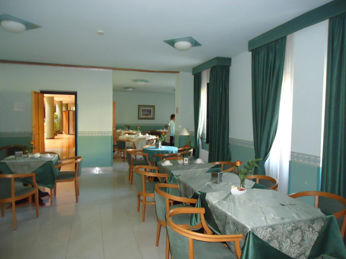 Food & Drinks 2, Hotel D G Garden, Benevento