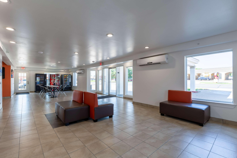Public Area 2, Studio 6 Bryan, TX - University Area, Brazos