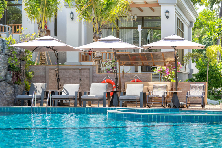 Pool 2, Az Sunrise Resort & Fitness Club, Pulau Phuket