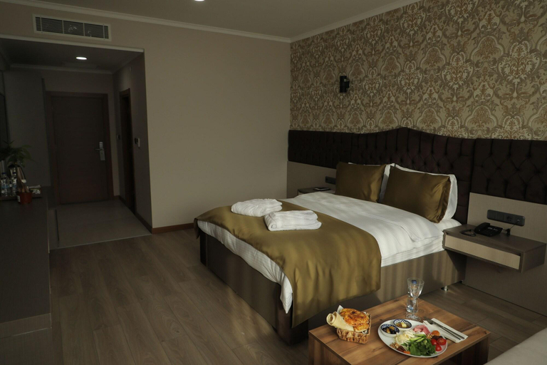 Bedroom 3, ELİT OTELHAN, Merkez