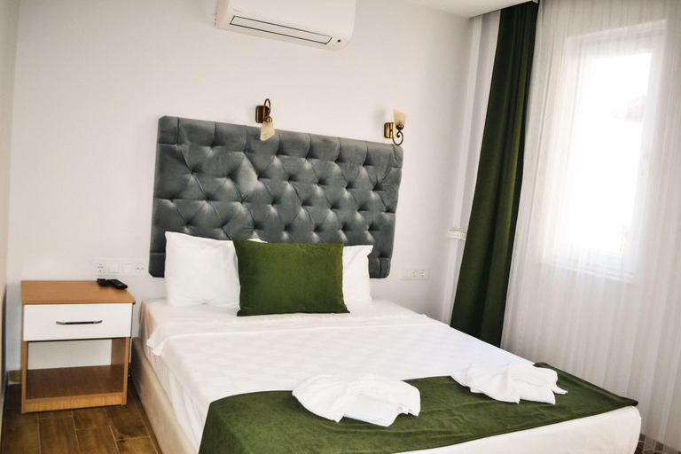 Bedroom 2, Kent Otel, Fethiye