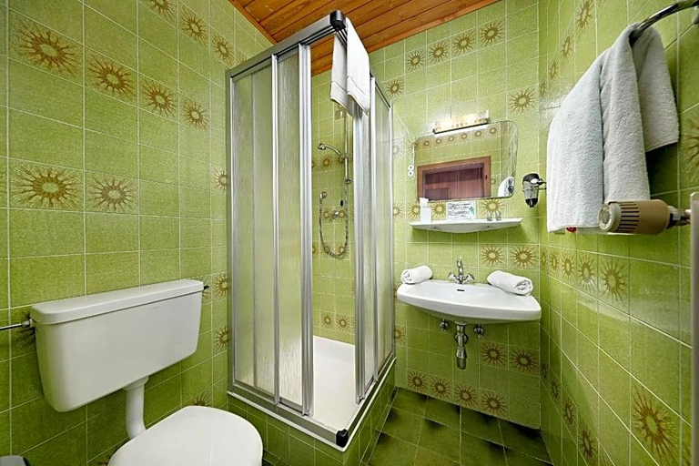 Bathroom 4, Gasthof Mesnerwirt, Bolzano