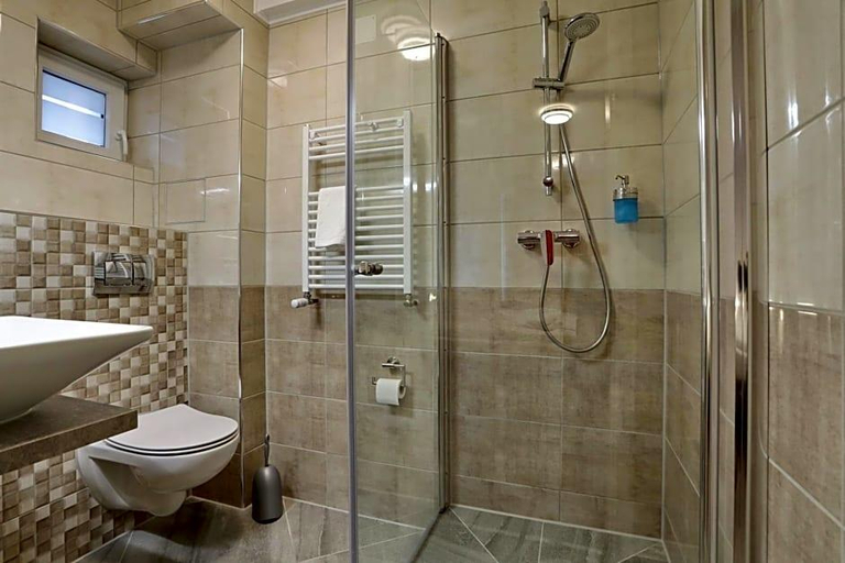 Bathroom 4, Hotel Am Park, Braunschweig