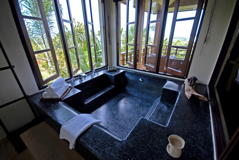 Bathroom 5, Ban Kinaree, Ko Samui